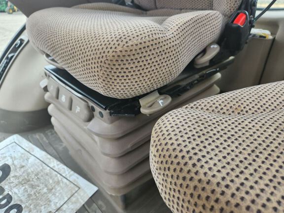 2020 John Deere 8370R Tractor