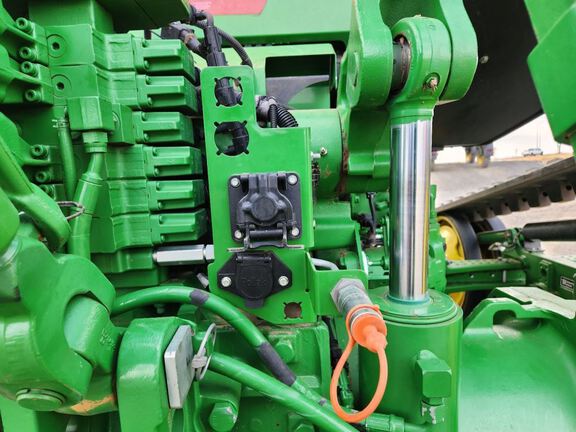 2022 John Deere 8RT 370 Tractor Rubber Track