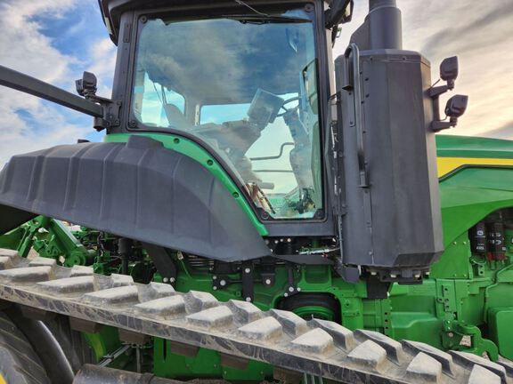 2022 John Deere 8RT 370 Tractor Rubber Track