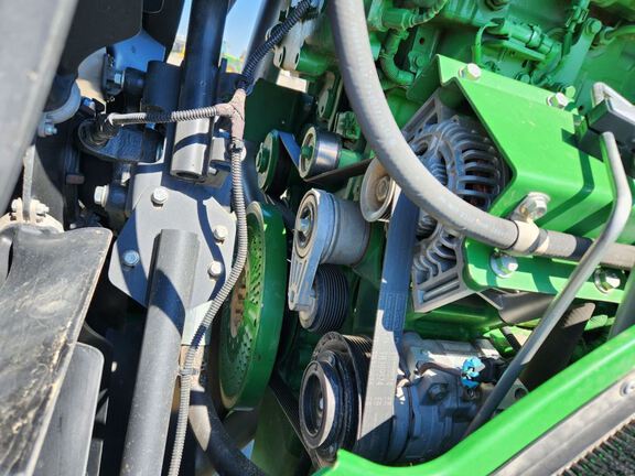 2022 John Deere 9RT 520 Tractor Rubber Track