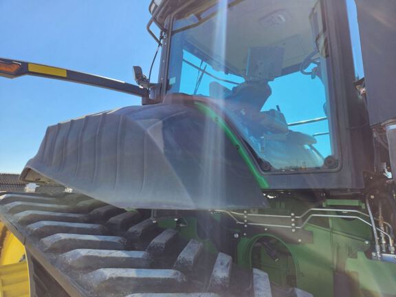 2022 John Deere 9RT 520 Tractor Rubber Track