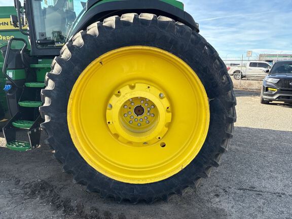 2025 John Deere 8R 340 Tractor