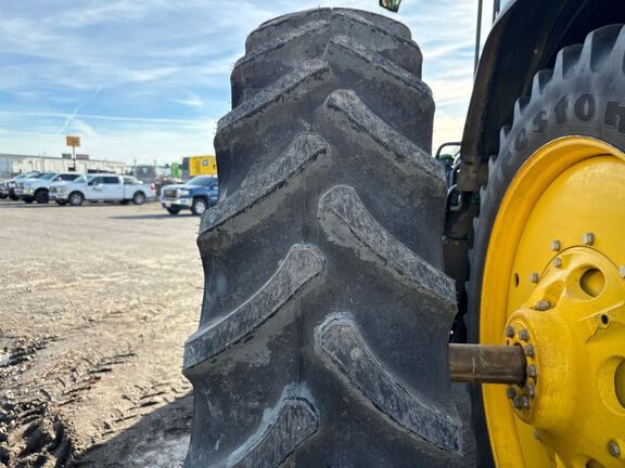 2025 John Deere 8R 340 Tractor