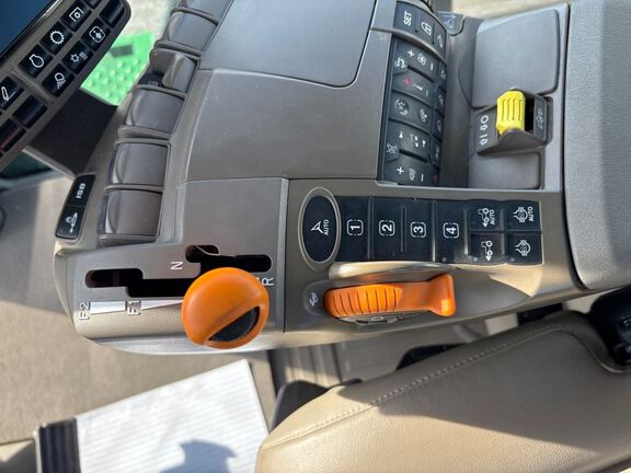 2025 John Deere 8R 340 Tractor