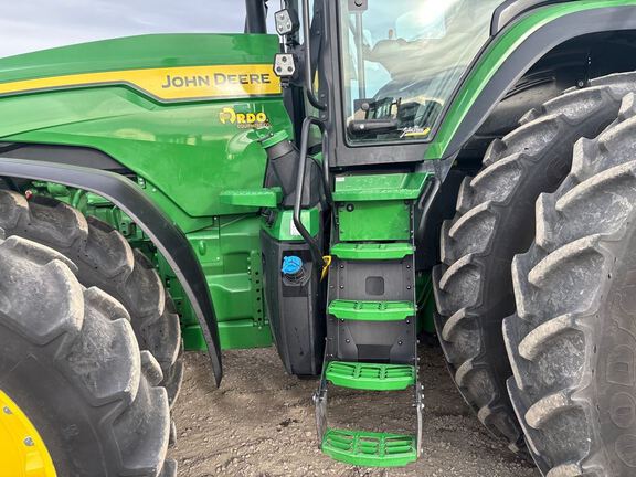 2025 John Deere 8R 340 Tractor