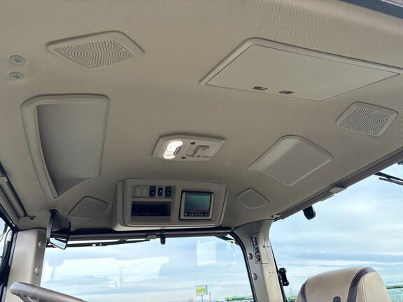 2025 John Deere 8R 340 Tractor