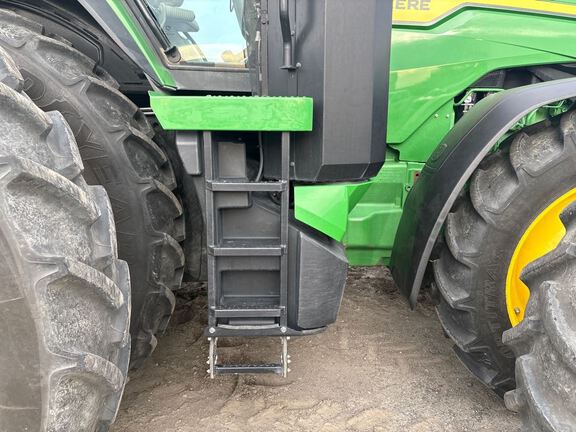 2025 John Deere 8R 340 Tractor