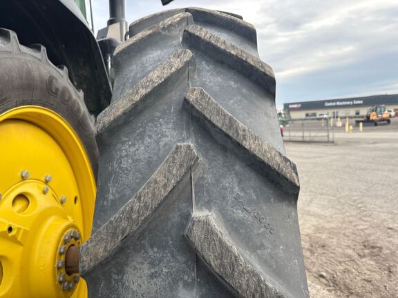 2025 John Deere 8R 340 Tractor