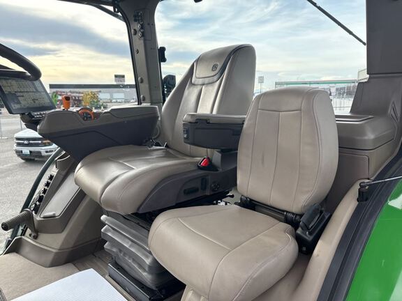 2025 John Deere 8R 340 Tractor