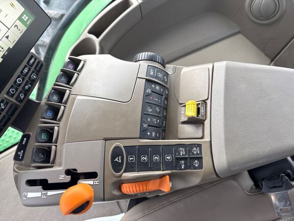 2025 John Deere 8R 340 Tractor