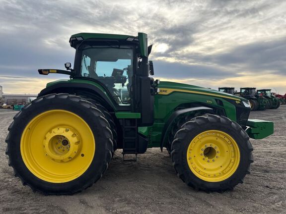2025 John Deere 8R 370 Tractor