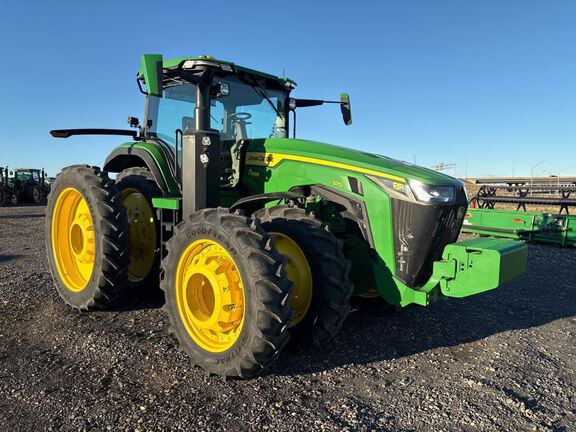 2025 John Deere 8R 370 Tractor