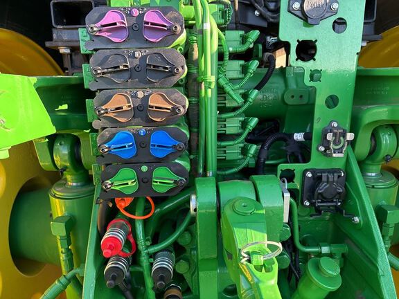 2025 John Deere 8R 370 Tractor