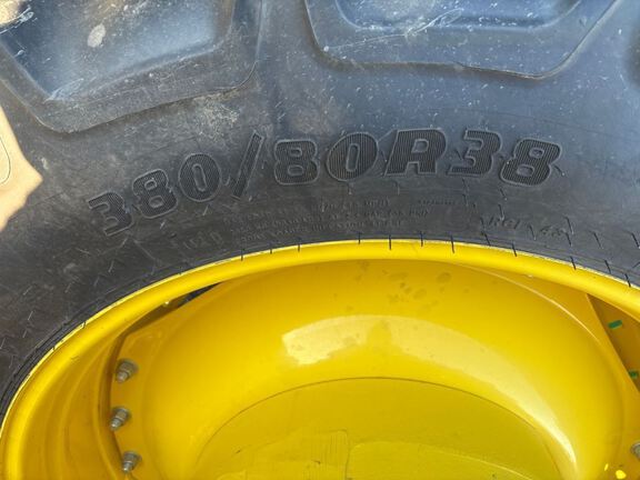 2025 John Deere 8R 370 Tractor