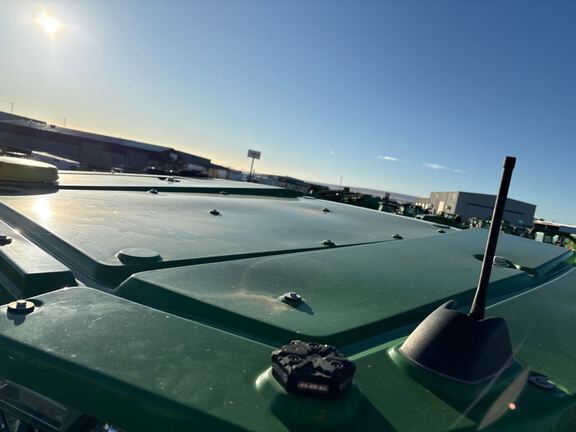 2025 John Deere 8R 370 Tractor