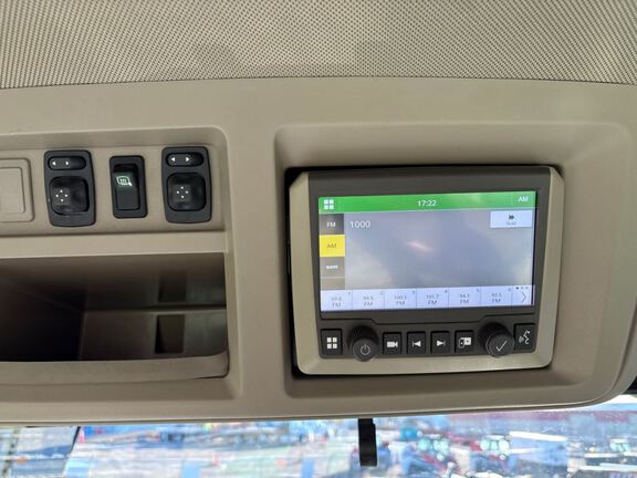 2025 John Deere 8R 370 Tractor