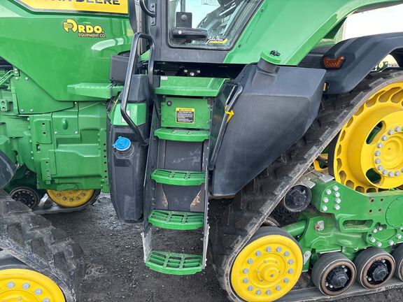 2025 John Deere 8RX 340 Tractor Rubber Track