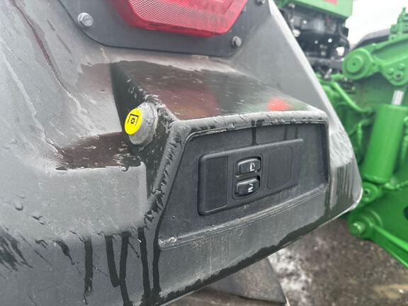 2025 John Deere 8RX 410 Tractor Rubber Track