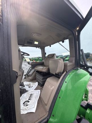 2025 John Deere 8RX 410 Tractor Rubber Track