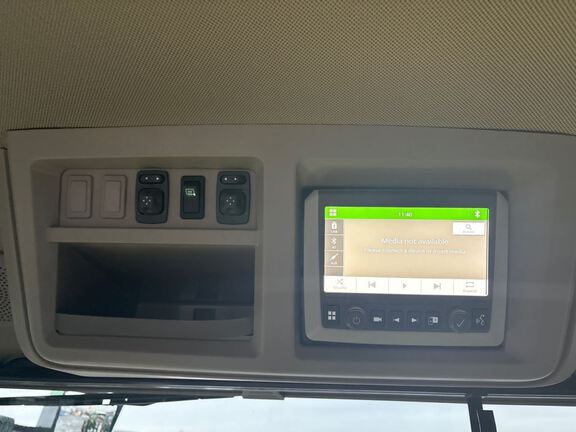 2025 John Deere 8RX 410 Tractor Rubber Track