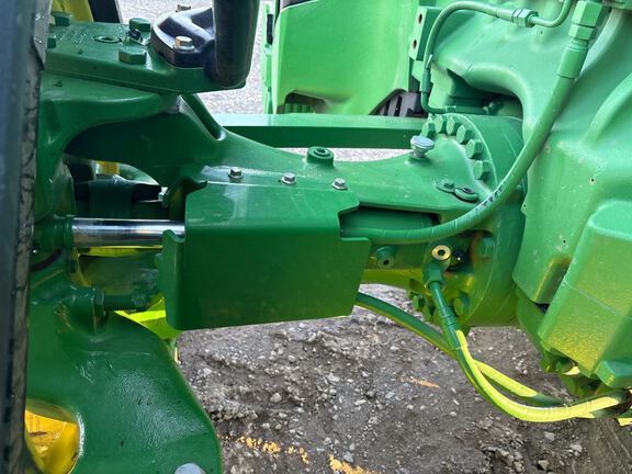 2025 John Deere 8RX 370 Tractor Rubber Track