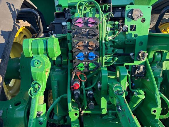 2025 John Deere 8RX 370 Tractor Rubber Track