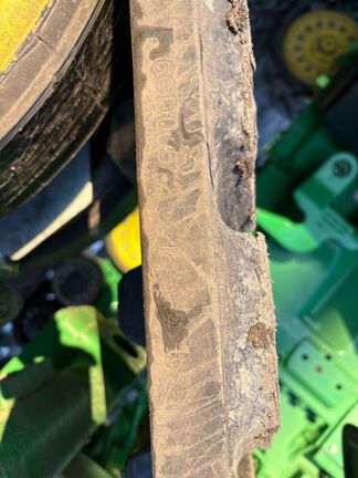 2025 John Deere 8RX 370 Tractor Rubber Track