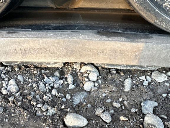 2025 John Deere 8RX 370 Tractor Rubber Track