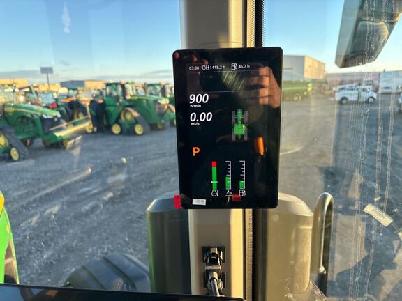 2025 John Deere 8RX 370 Tractor Rubber Track