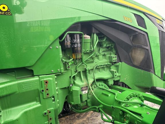 2025 John Deere 8RX 370 Tractor Rubber Track