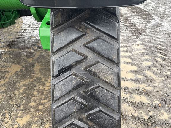 2025 John Deere 8RX 370 Tractor Rubber Track