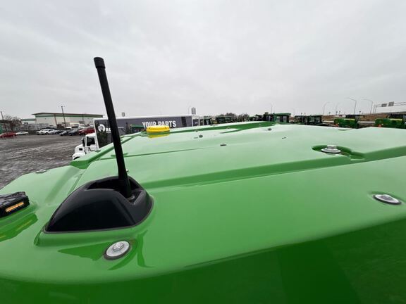 2025 John Deere 8RX 370 Tractor Rubber Track