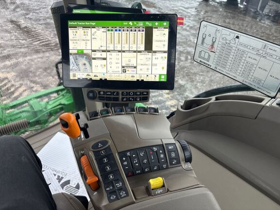 2025 John Deere 8RX 370 Tractor Rubber Track