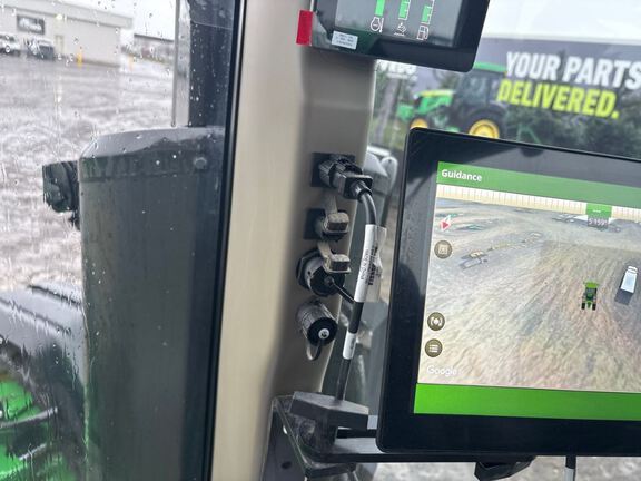 2025 John Deere 8RX 370 Tractor Rubber Track