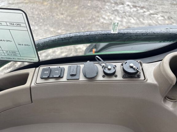 2025 John Deere 8RX 370 Tractor Rubber Track