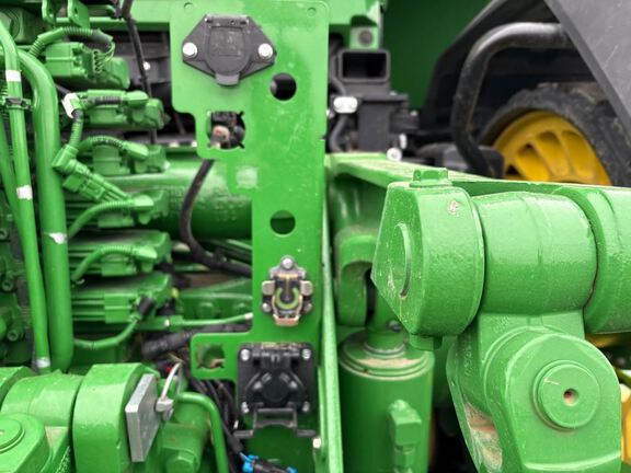 2025 John Deere 8RX 340 Tractor Rubber Track