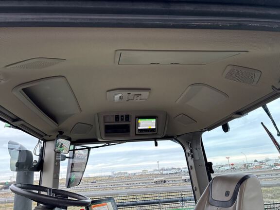 2025 John Deere 8RX 340 Tractor Rubber Track