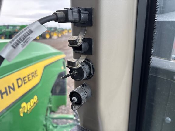 2025 John Deere 8RX 340 Tractor Rubber Track