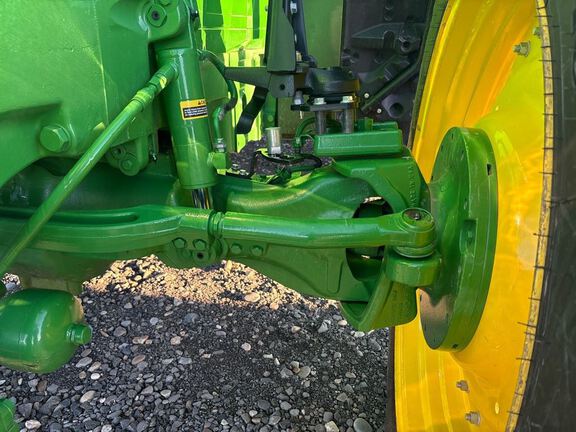 2025 John Deere 7R 290 Tractor