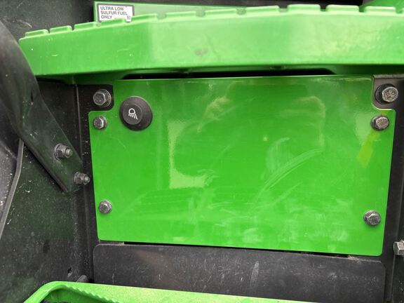 2025 John Deere 7R 290 Tractor