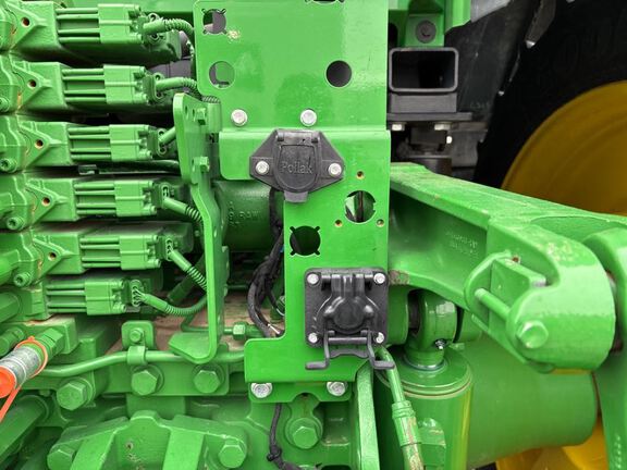 2025 John Deere 7R 290 Tractor