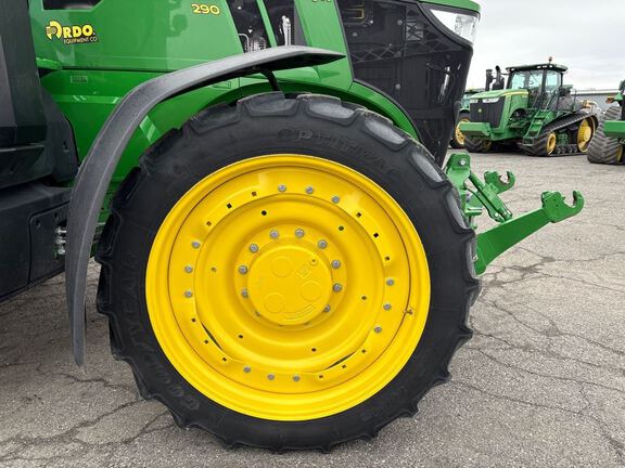 2025 John Deere 7R 290 Tractor