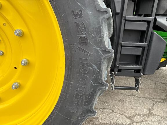 2025 John Deere 7R 290 Tractor