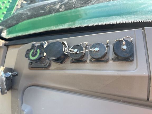 2025 John Deere 8R 340 Tractor