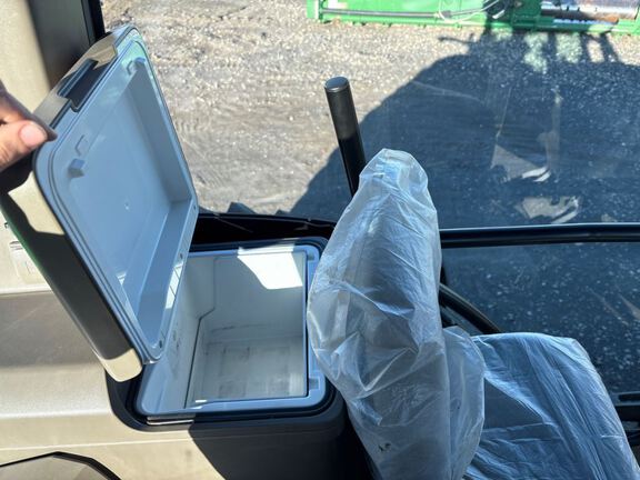 2025 John Deere 8R 340 Tractor