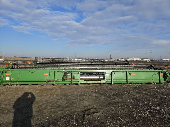 2019 John Deere 635F Header Combine