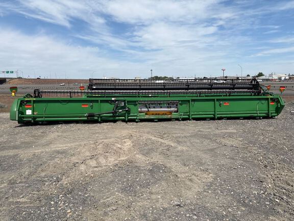 2019 John Deere 635F Header Combine