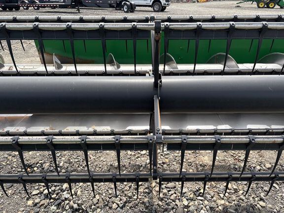 2019 John Deere 635F Header Combine