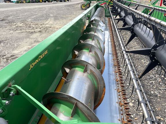 2019 John Deere 635F Header Combine