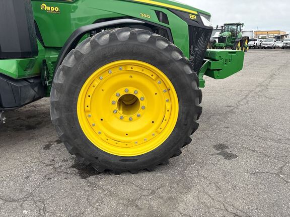2025 John Deere 8R 340 Tractor